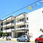 Santa Marina 2*