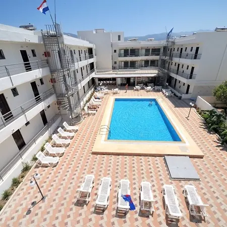 Santa Marina شقة فندقية