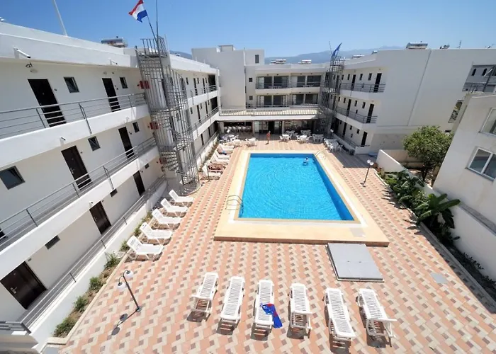 Santa Marina Hotel apartamentowy