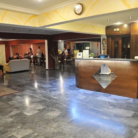 Santa Marina Lejlighedshotel 2*