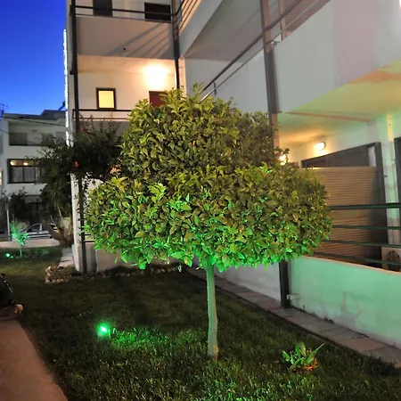 Santa Marina Lejlighedshotel 2*
