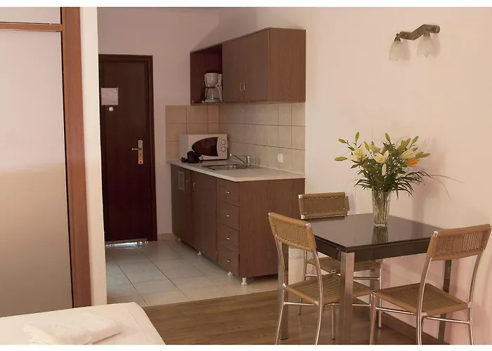 Santa Marina Hotel apartamentowy 2*