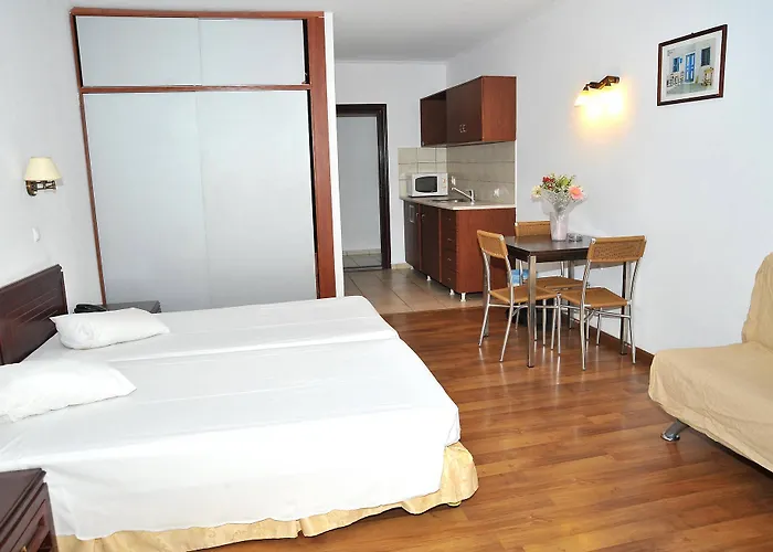 Santa Marina Hotel apartamentowy