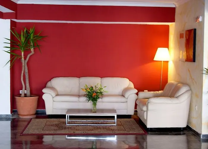 Santa Marina Lejlighedshotel 2*